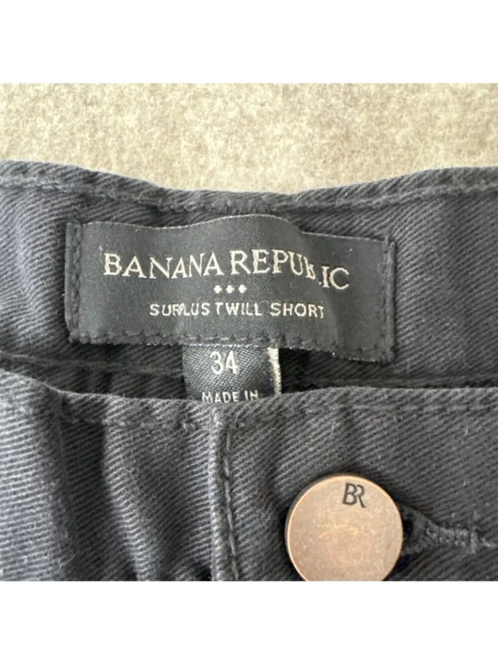Banana Republic 8.5